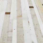 kantine-tafel-in-sloophout-hoogglans-wit-bovenkant-W