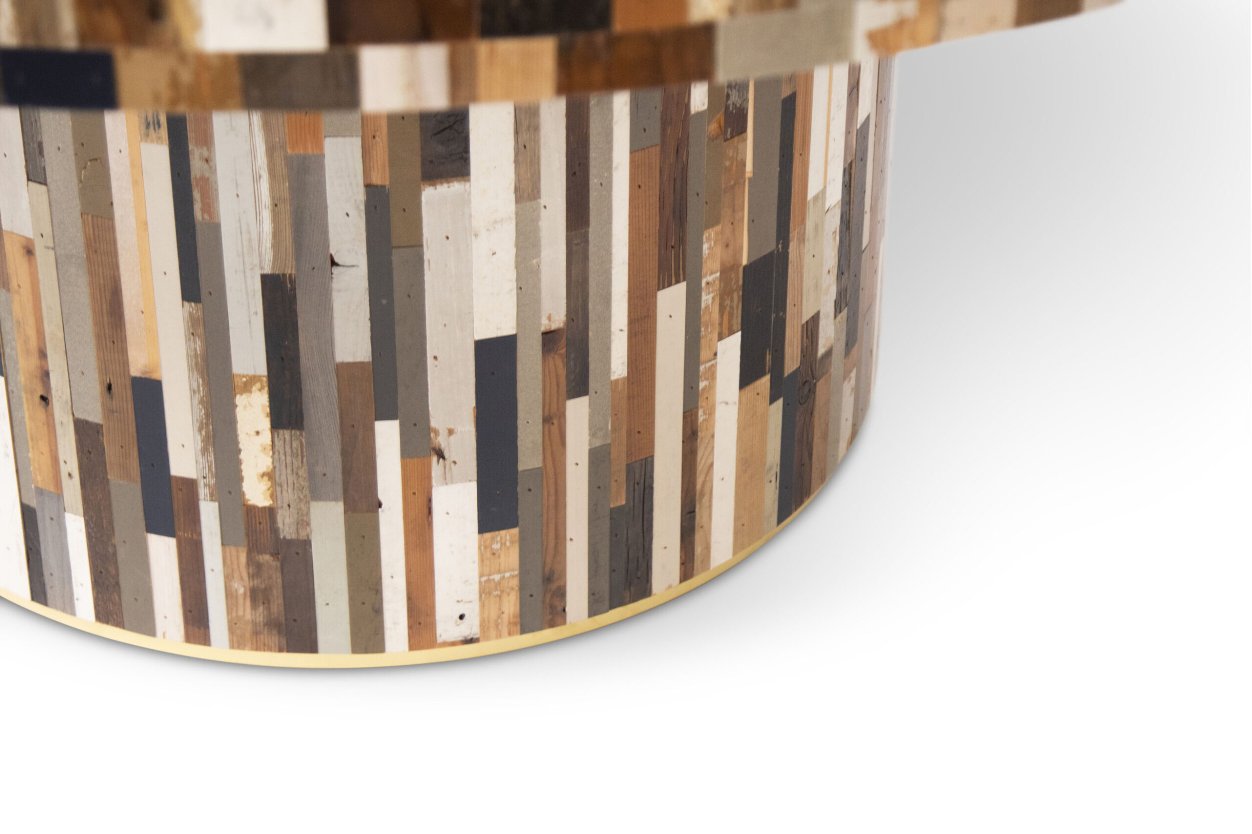 This post is also available in: EN PHE_0046